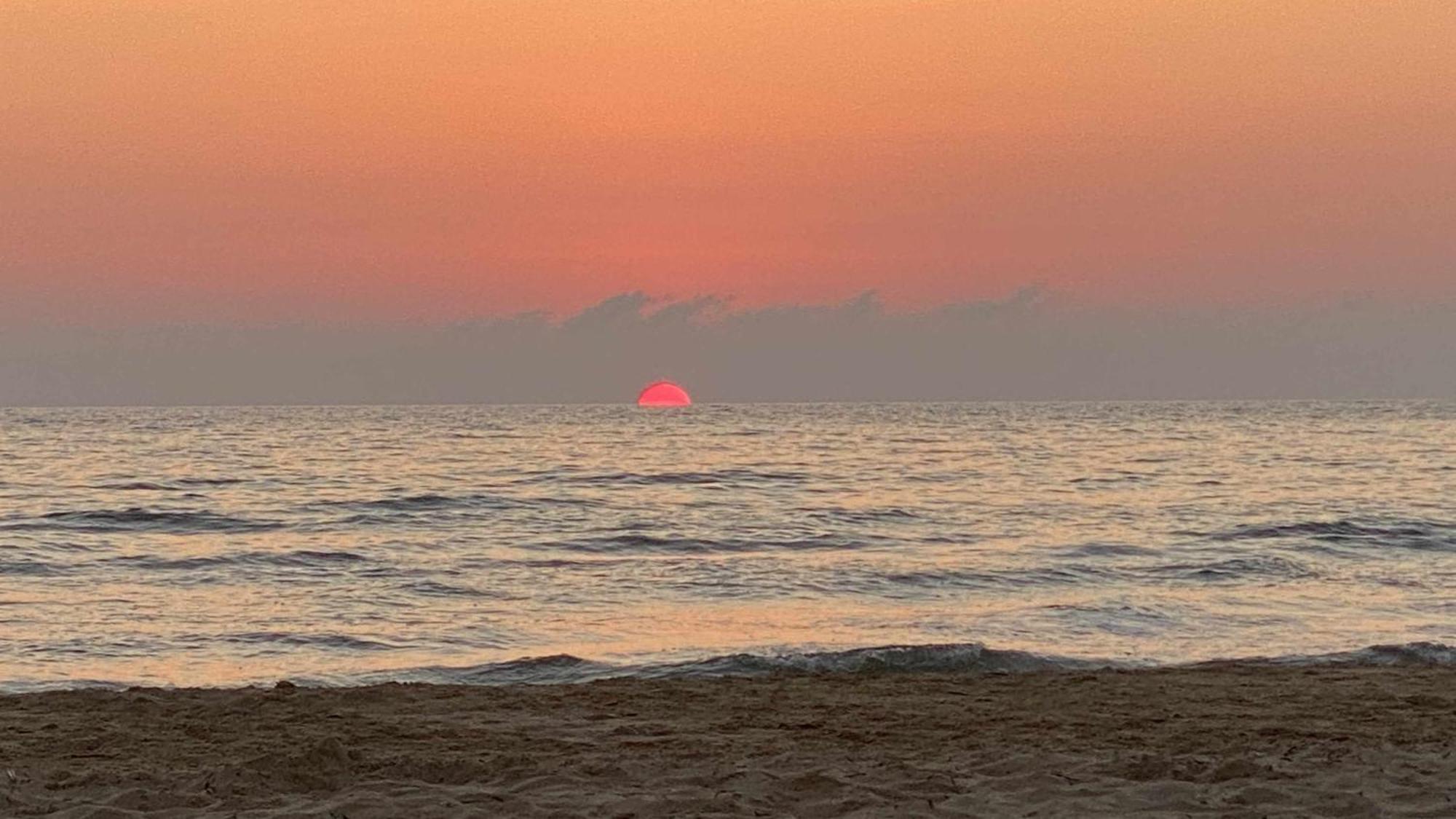 Mediterranean Sunset Villa 蓬布拉切托 外观 照片